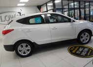 2014 (APRIL) HYUNDAI iX35 1.7 CRDi SE with BLACK LEATHER