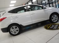 2014 (APRIL) HYUNDAI iX35 1.7 CRDi SE with BLACK LEATHER