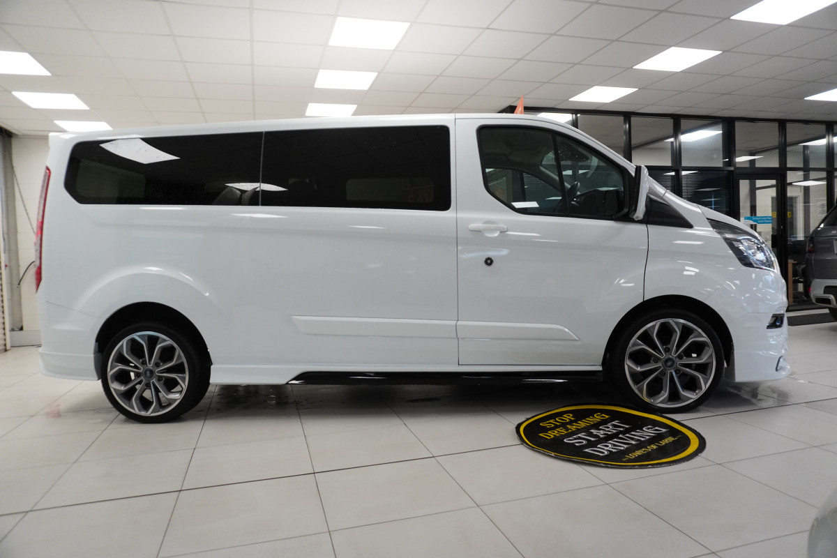 2021 (MARCH) FORD TRANSIT TOURNEO CUSTOM 2.0 TDCi EcoBLUE 320 LIMITED — 9 SEATER — BODY KITTED