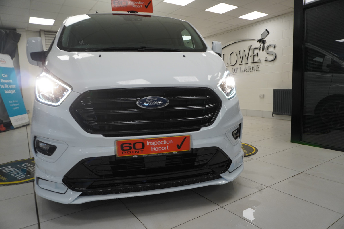 2021 (MARCH) FORD TRANSIT TOURNEO CUSTOM 2.0 TDCi EcoBLUE 320 LIMITED — 9 SEATER — BODY KITTED