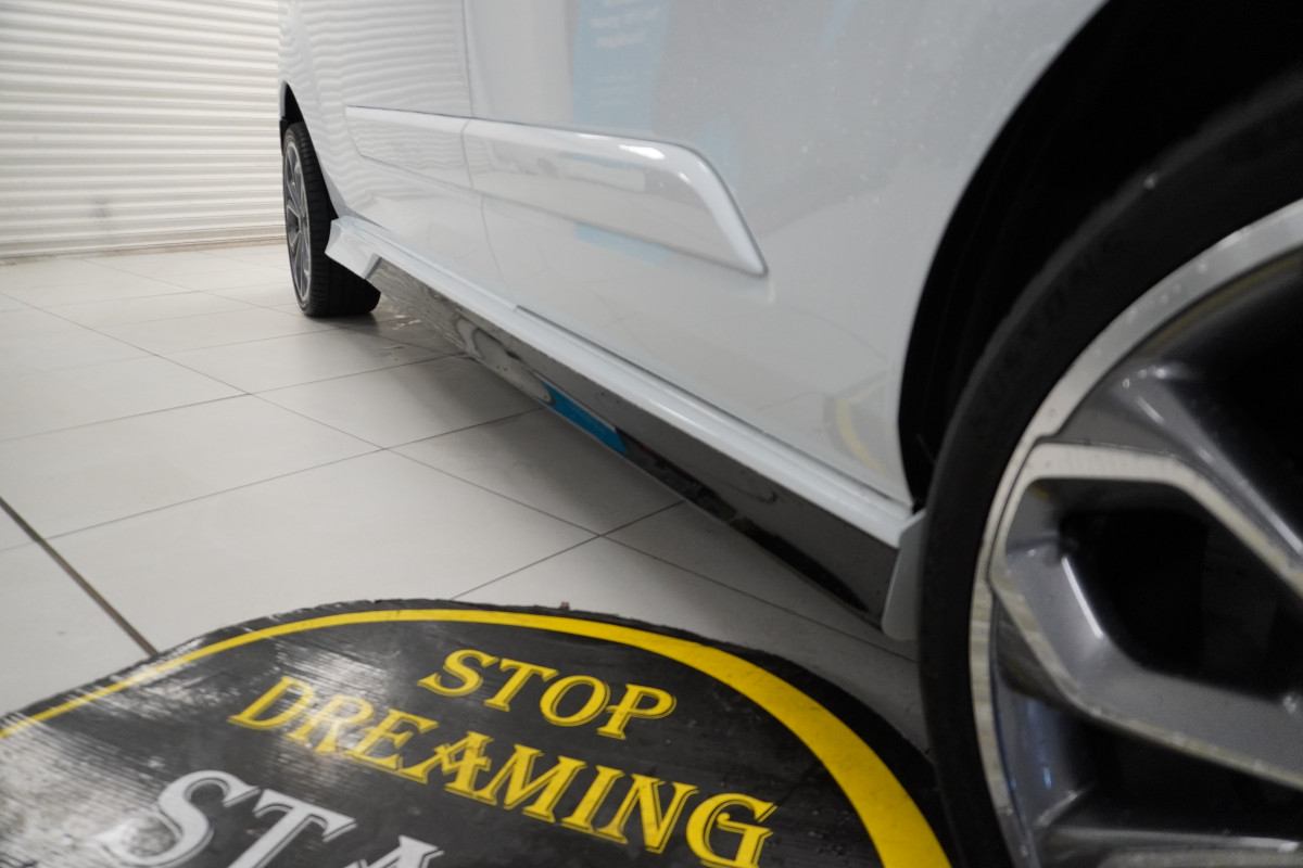 2021 (MARCH) FORD TRANSIT TOURNEO CUSTOM 2.0 TDCi EcoBLUE 320 LIMITED — 9 SEATER — BODY KITTED