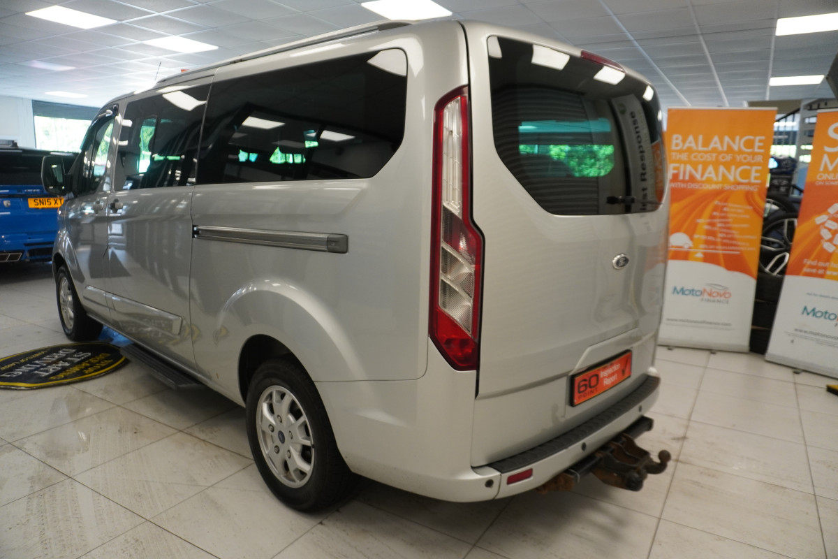 2014 (AUG) FORD TRANSIT TOURNEO CUSTOM 2.2 TDCi EcoTECH 300 LIMITED — 9 SEATER — LEATHER