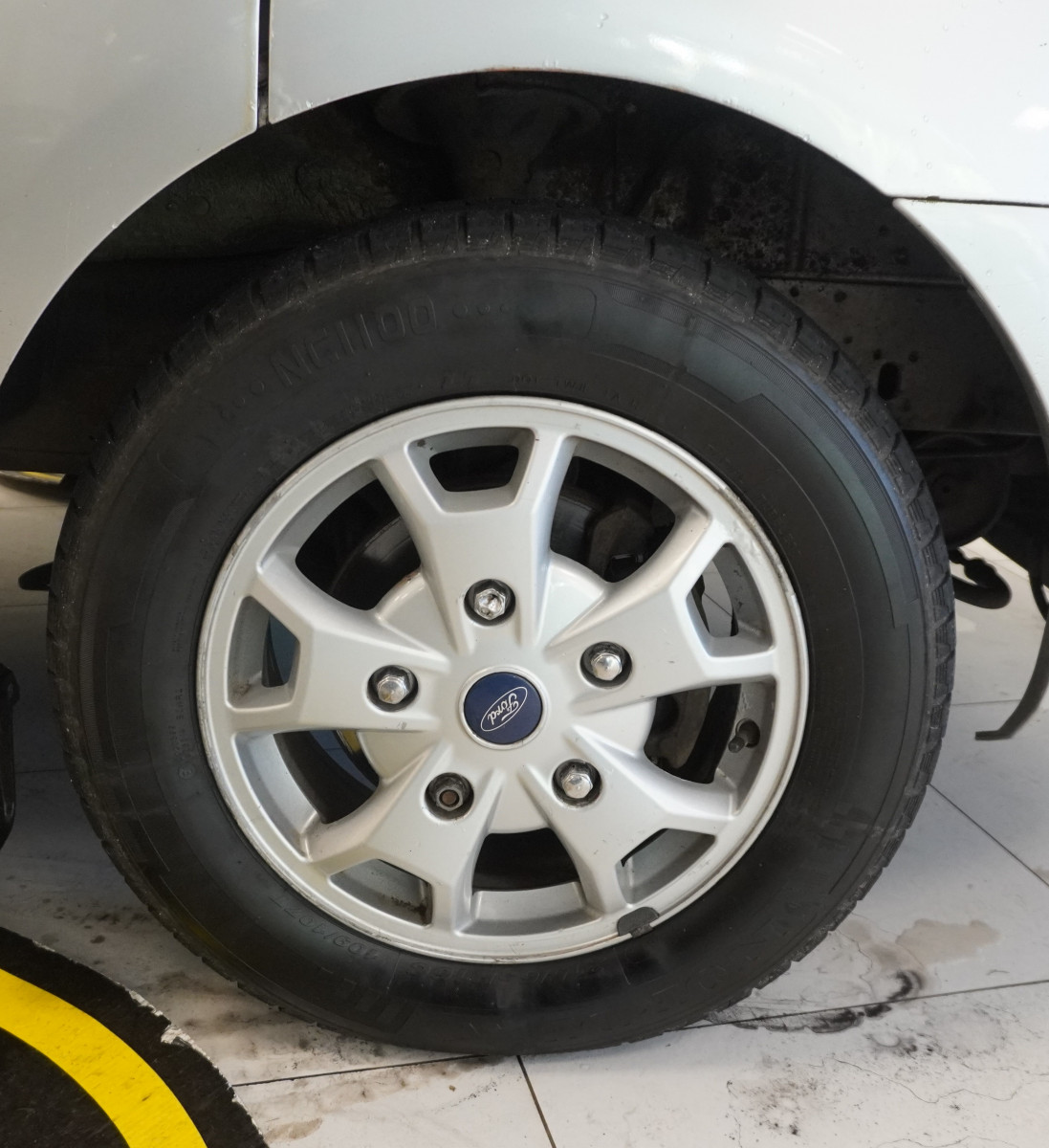 2014 (AUG) FORD TRANSIT TOURNEO CUSTOM 2.2 TDCi EcoTECH 300 LIMITED — 9 SEATER — LEATHER