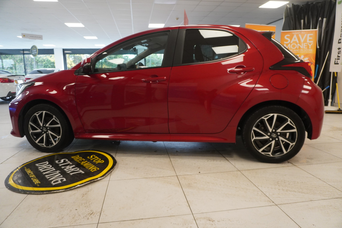 2022 (AUG) TOYOTA YARIS 1.5 DESIGN SELF CHARGING HYBRID