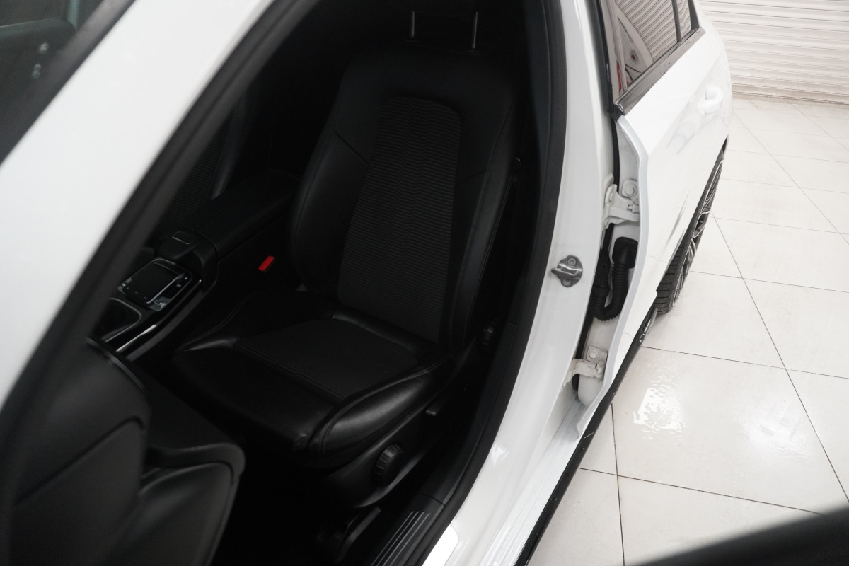 2019 MERCEDES A200 1.3 SPORT — WHAT A HEAD TURNER !!