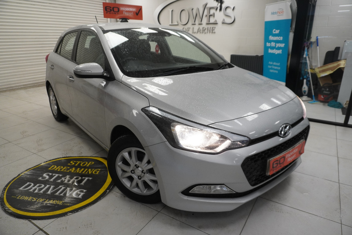 2017 (JUNE) HYUNDAI i20 1.2 MPi SE with ONLY 42K (ONE OWNER)