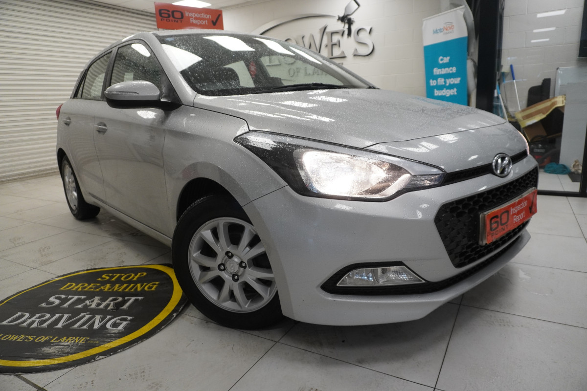 2017 (JUNE) HYUNDAI i20 1.2 MPi SE with ONLY 42K (ONE OWNER)