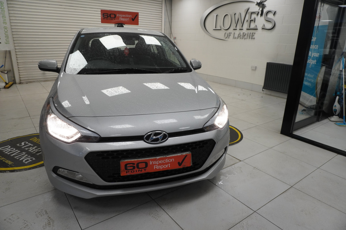 2017 (JUNE) HYUNDAI i20 1.2 MPi SE with ONLY 42K (ONE OWNER)