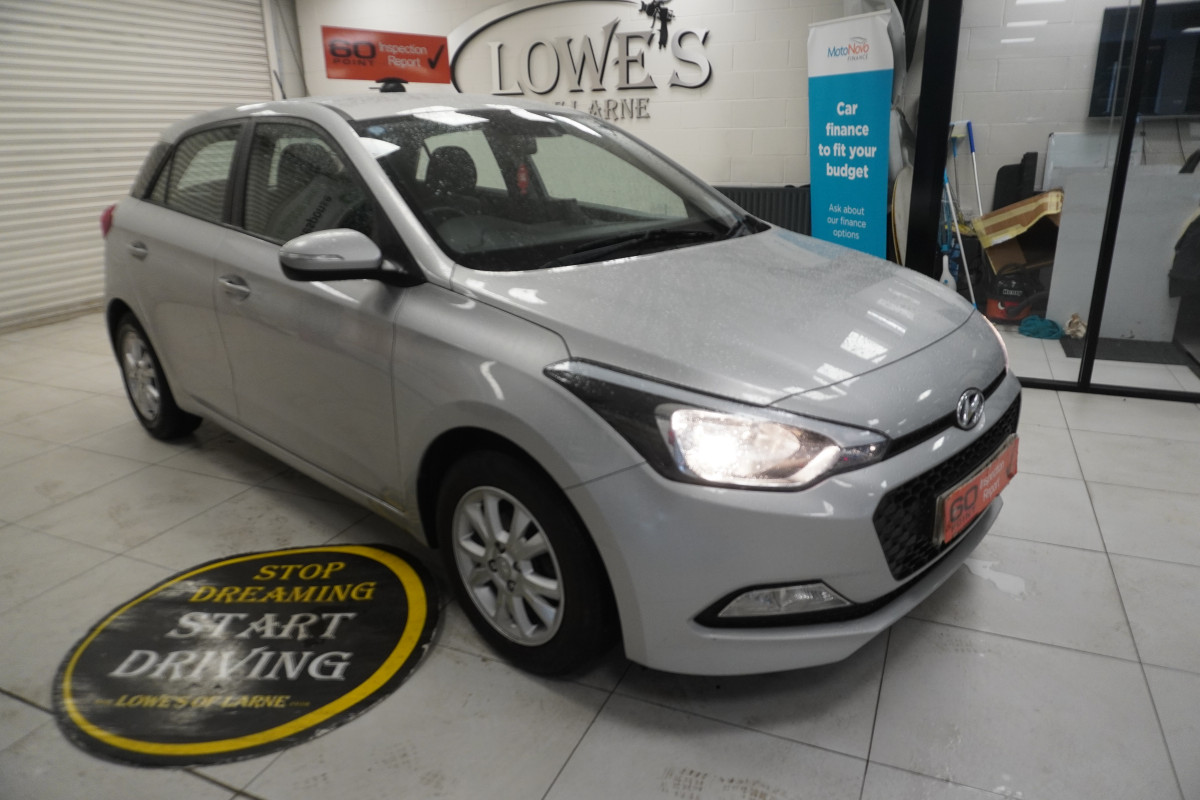 2017 (JUNE) HYUNDAI i20 1.2 MPi SE with ONLY 42K (ONE OWNER)