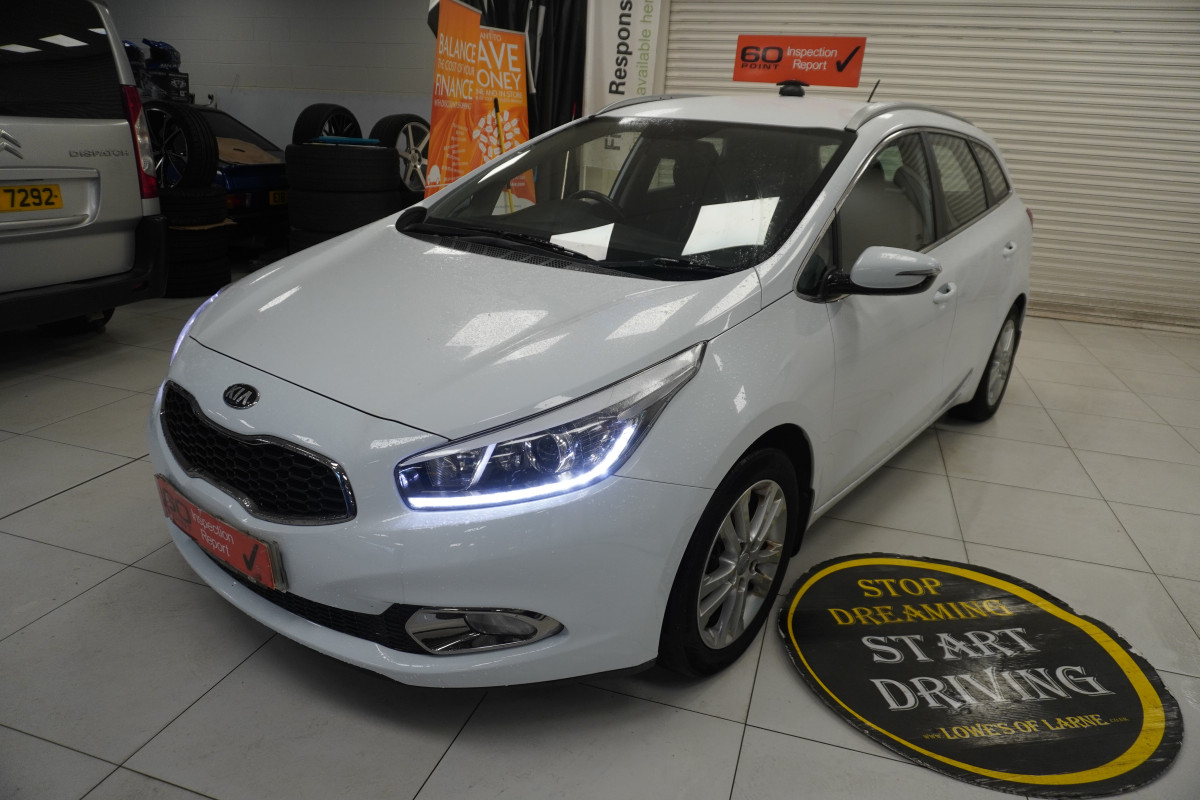 2014 (AUG) KIA CEED 1.6 CRDi ISG2 EcoDYNAMICS SPORTSWAGON — ONLY 79,000 MILES — JUST HAD NEW CLUTCH KIT