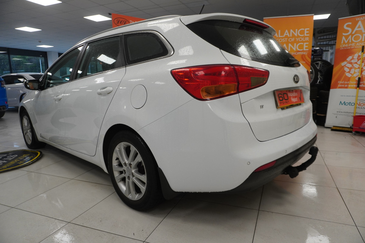 2014 (AUG) KIA CEED 1.6 CRDi ISG2 EcoDYNAMICS SPORTSWAGON — ONLY 79,000 MILES — JUST HAD NEW CLUTCH KIT