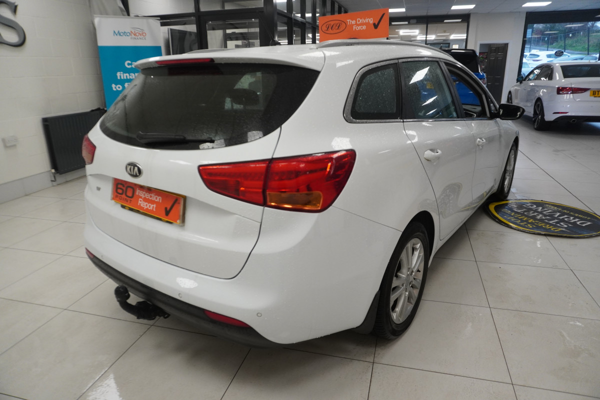 2014 (AUG) KIA CEED 1.6 CRDi ISG2 EcoDYNAMICS SPORTSWAGON — ONLY 79,000 MILES — JUST HAD NEW CLUTCH KIT