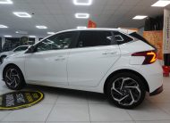 2022 HYUNDAI i20 1.0 T-GDi Mhev PREMIUM with ONLY 31K — HEATED STEERING WHEEL & SEATS