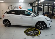2022 HYUNDAI i20 1.0 T-GDi Mhev PREMIUM with ONLY 31K — HEATED STEERING WHEEL & SEATS