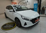 2022 HYUNDAI i20 1.0 T-GDi Mhev PREMIUM with ONLY 31K — HEATED STEERING WHEEL & SEATS