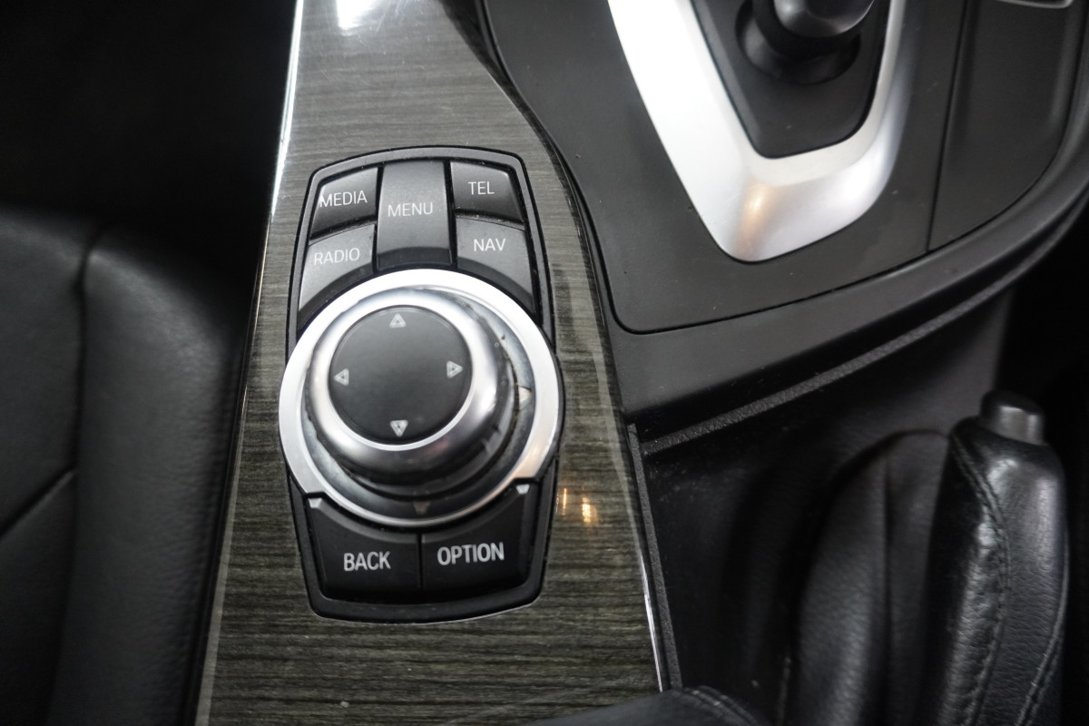 2012 (JUNE) BMW 320D LUXURY AUTOMATIC  — BLACK LEATHER