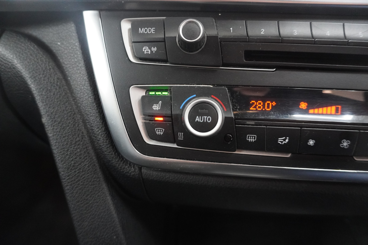 2012 (JUNE) BMW 320D LUXURY AUTOMATIC  — BLACK LEATHER