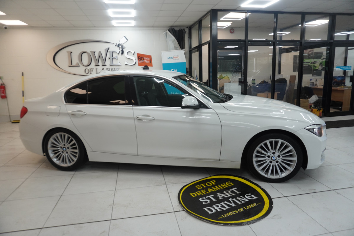 2012 (JUNE) BMW 320D LUXURY AUTOMATIC  — BLACK LEATHER