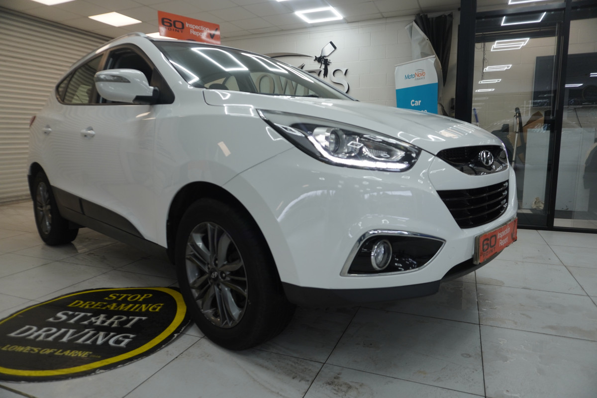 2014 (APRIL) HYUNDAI iX35 1.7 CRDi SE with BLACK LEATHER