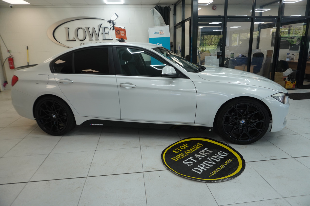 2013 (SEPT) BMW 320D EFFICENT DYNAMICS  — BLACK LEATHER