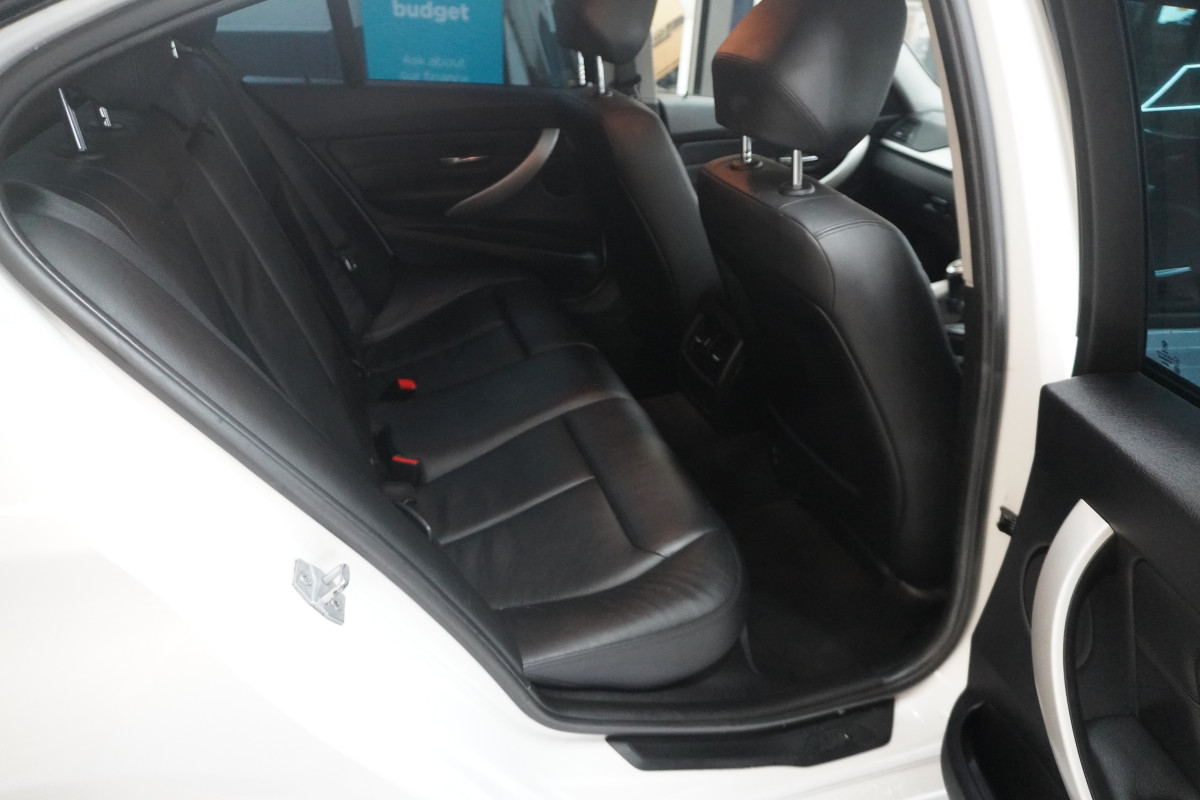 2013 (SEPT) BMW 320D EFFICENT DYNAMICS  — BLACK LEATHER