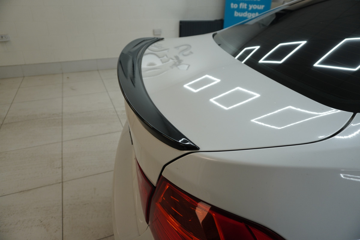 2013 (SEPT) BMW 320D EFFICENT DYNAMICS  — BLACK LEATHER