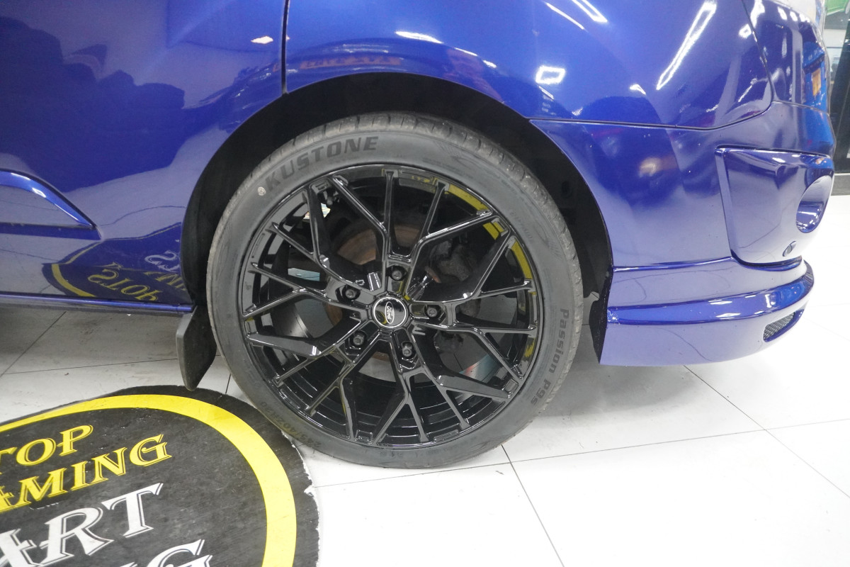 2017 (JULY) FORD TRANSIT TOURNEO 2.0 TDCi 310 TITANIUM — 5 SEATER PLUS WHEELCHAIR ACCESSABLE VEHICLE — ONLY 64K— NO VAT