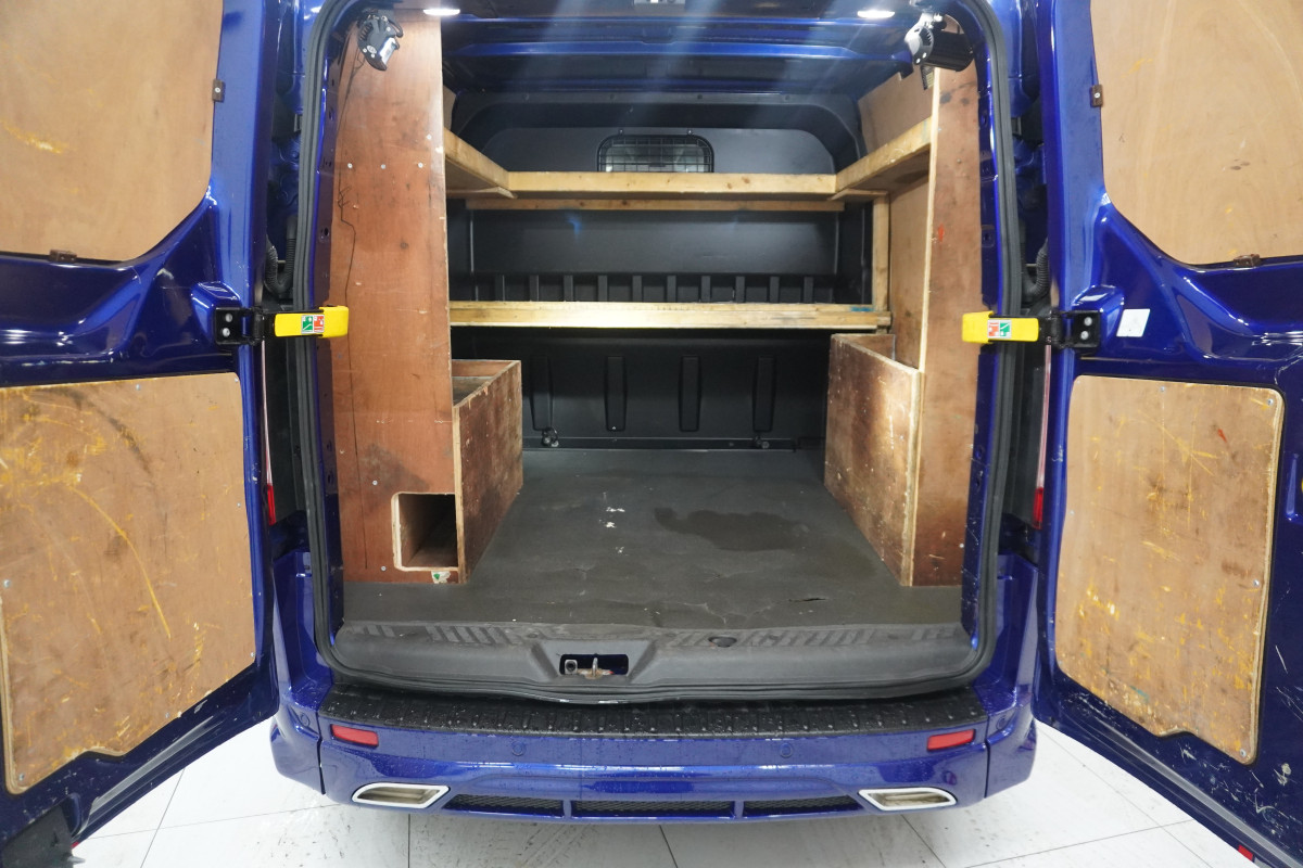 2018 FORD TRANSIT CUSTOM 2.0 TDCi 170 LIMITED 310 LWB CREWCAB 6 SEATER — AUTOMATIC — NO VAT