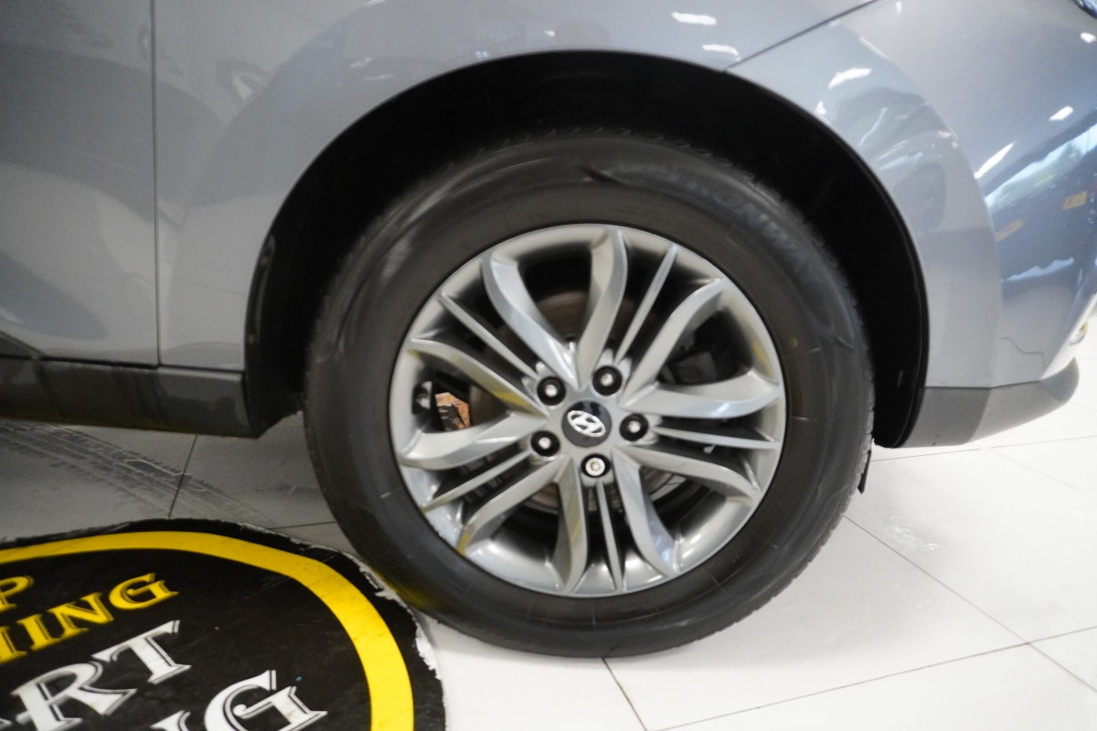 2015 (APRIL) HYUNDAI iX35 1.7 CRDi SE with ONLY 84K