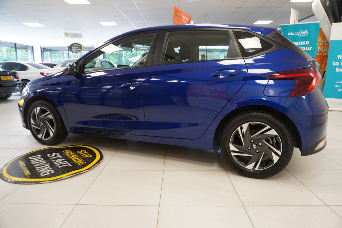 2023 HYUNDAI i20 1.0 T-GDi Mhev SE CONNECT AUTOMATIC