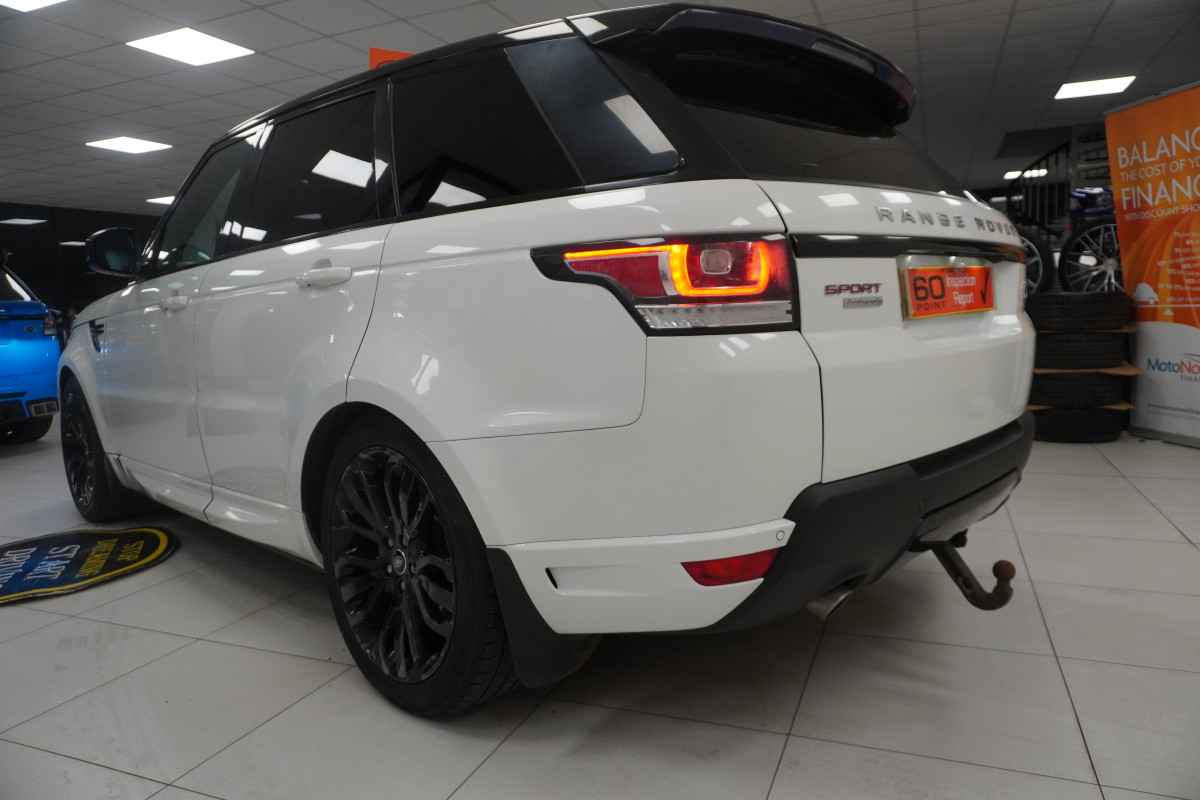 2015 RANGE ROVER SPORT 3.0 SDV6 AUTOBIOGRAPHY DYNAMIC — FULLY LOADED