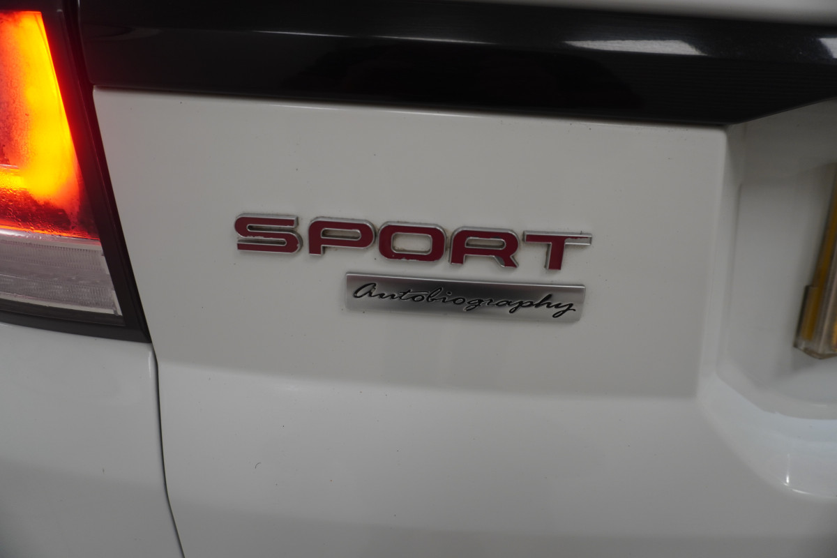 2015 RANGE ROVER SPORT 3.0 SDV6 AUTOBIOGRAPHY DYNAMIC — FULLY LOADED