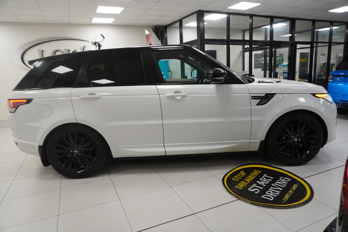 2015 RANGE ROVER SPORT 3.0 SDV6 AUTOBIOGRAPHY DYNAMIC — FULLY LOADED