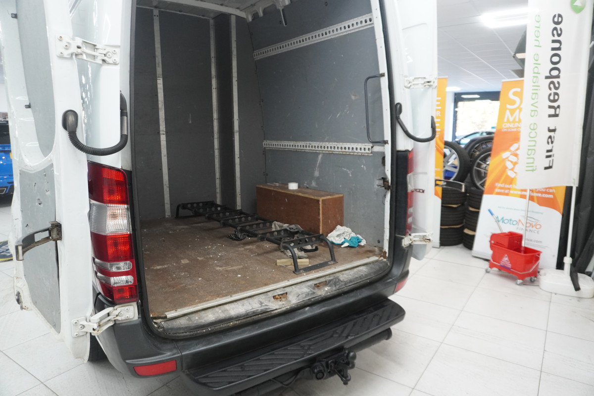 2016 MERCEDES SPRINTER 3.5T 6 SEATER CREWCAB VAN