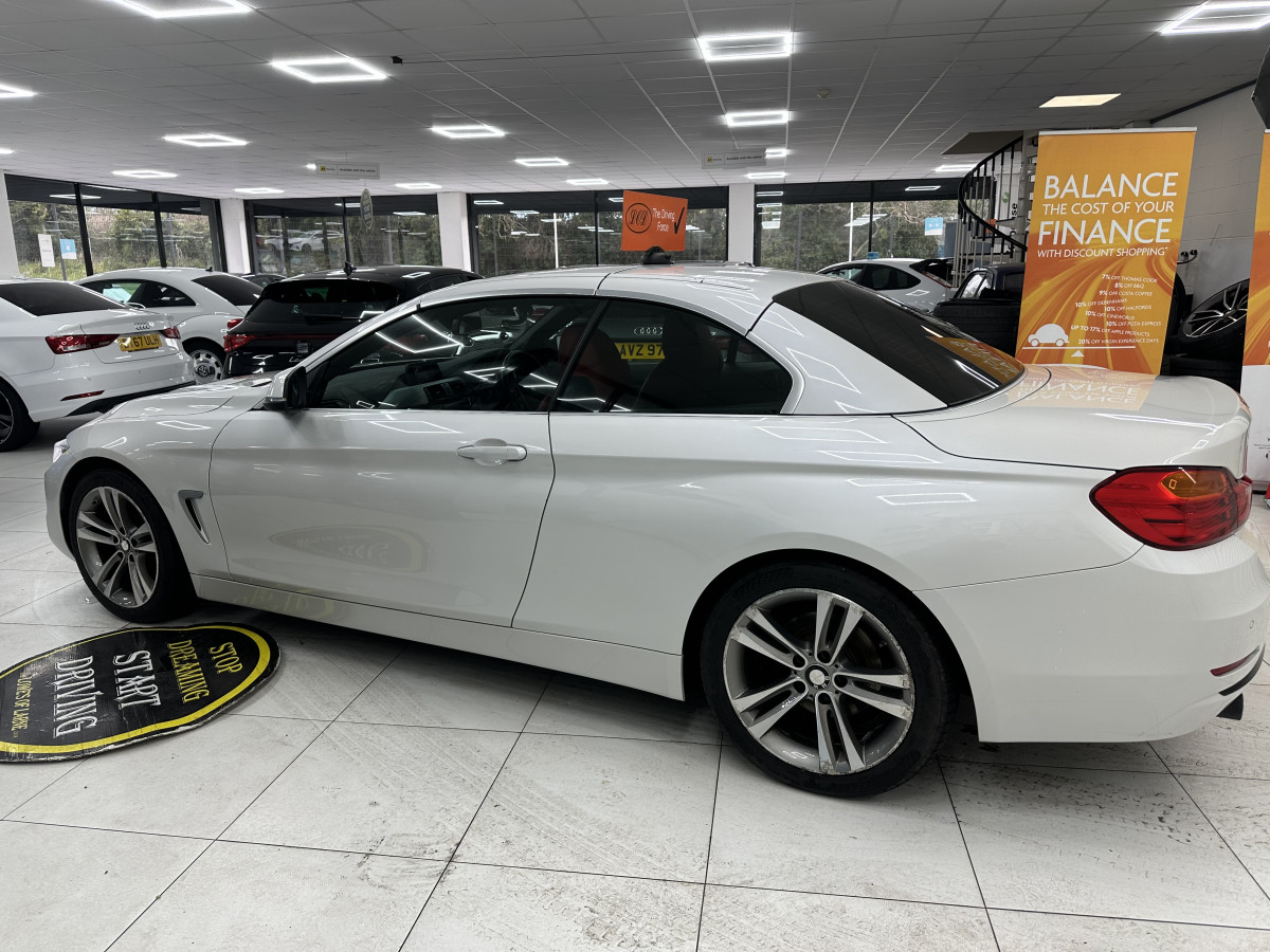 2015 BMW 420D SPORT CONVERTIBLE AUTO with LEATHER & SAT NAV