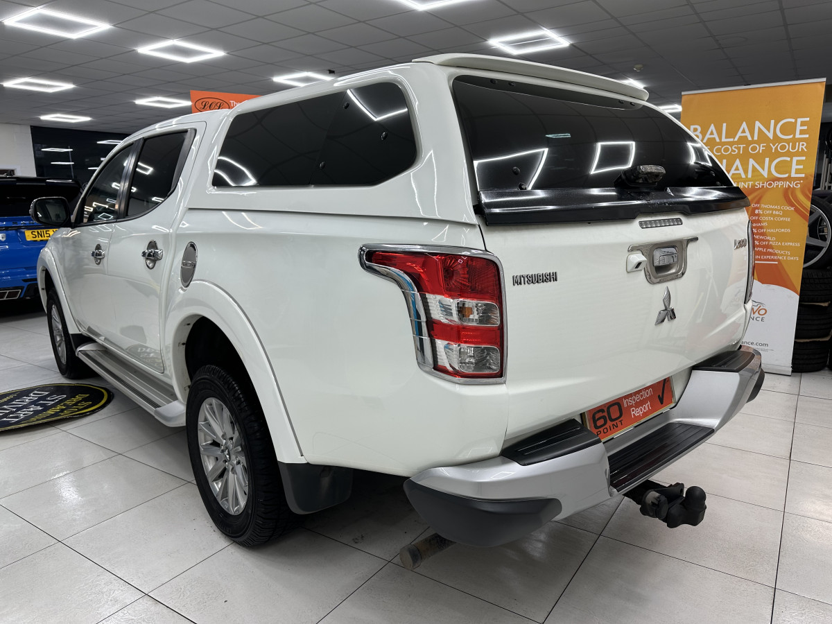 2019 (MAY) MITSUBISHI L200 DOUBLE CAB DI-D 178 4WD AUTOMATIC — with REAR HARD TOP CANOPY