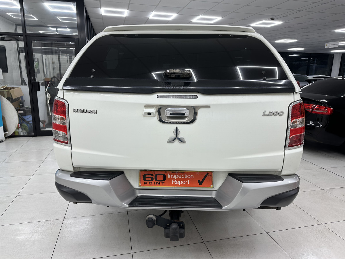 2019 (MAY) MITSUBISHI L200 DOUBLE CAB DI-D 178 4WD AUTOMATIC — with REAR HARD TOP CANOPY