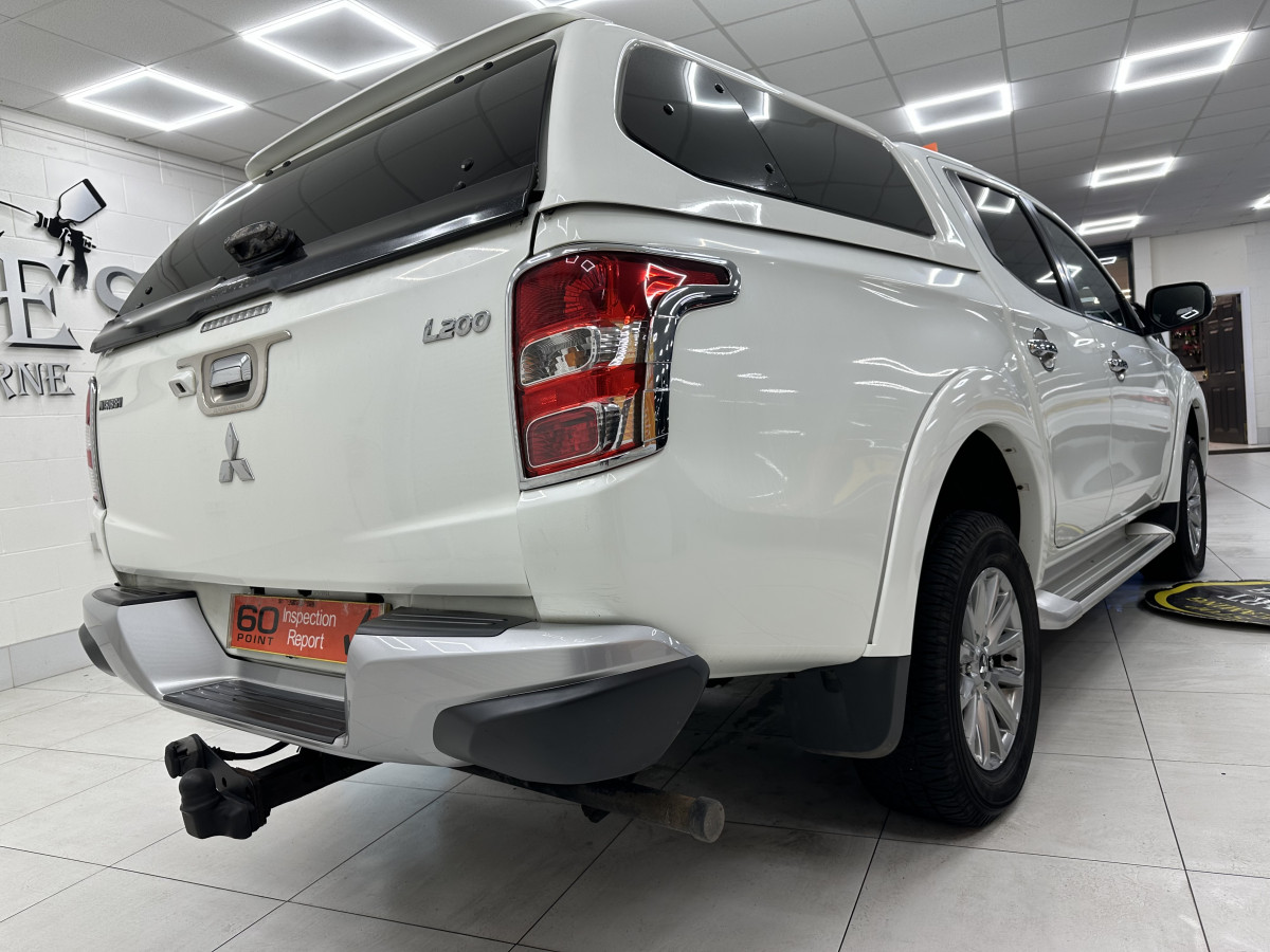 2019 (MAY) MITSUBISHI L200 DOUBLE CAB DI-D 178 4WD AUTOMATIC — with REAR HARD TOP CANOPY