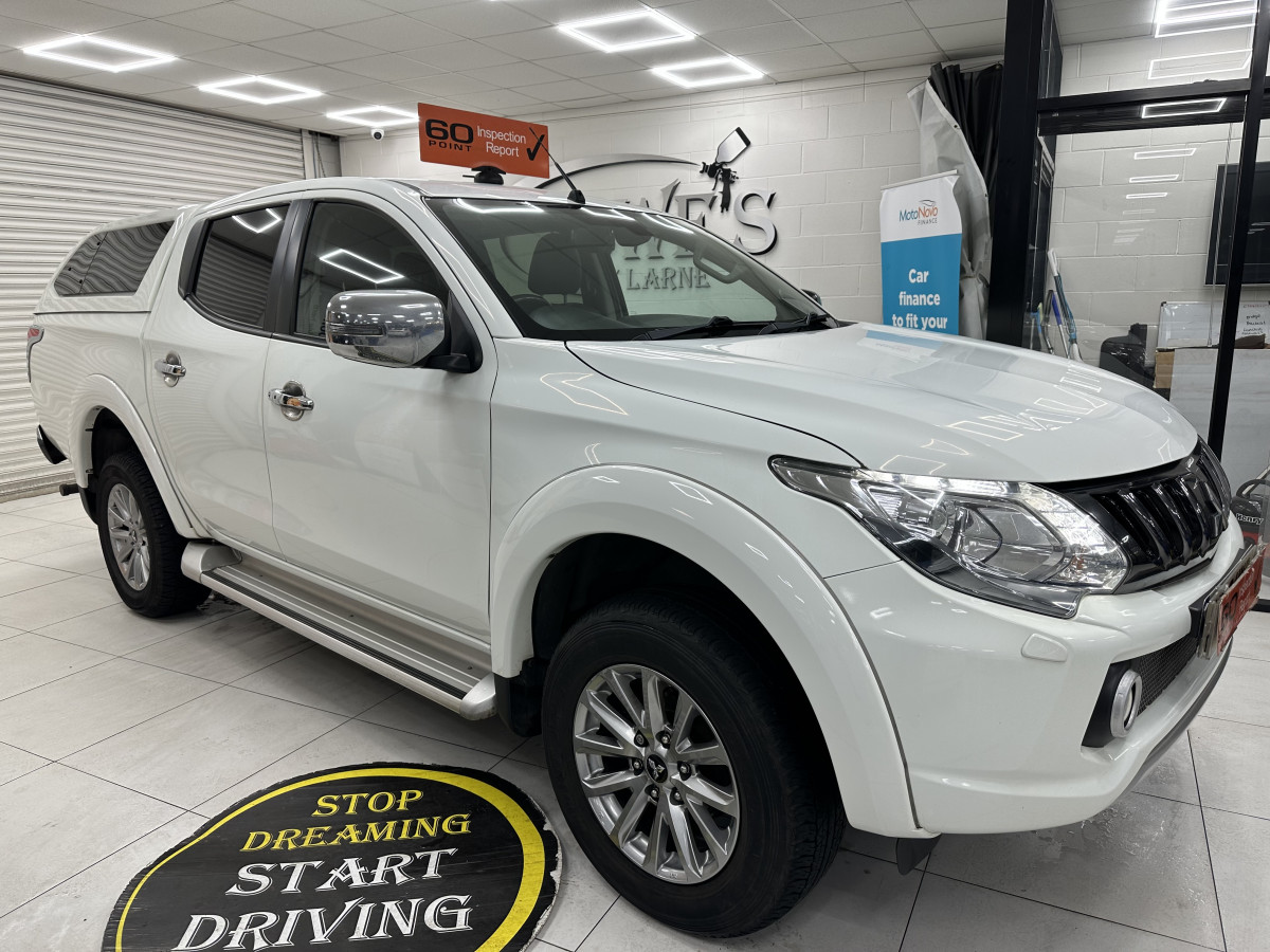 2019 (MAY) MITSUBISHI L200 DOUBLE CAB DI-D 178 4WD AUTOMATIC — with REAR HARD TOP CANOPY