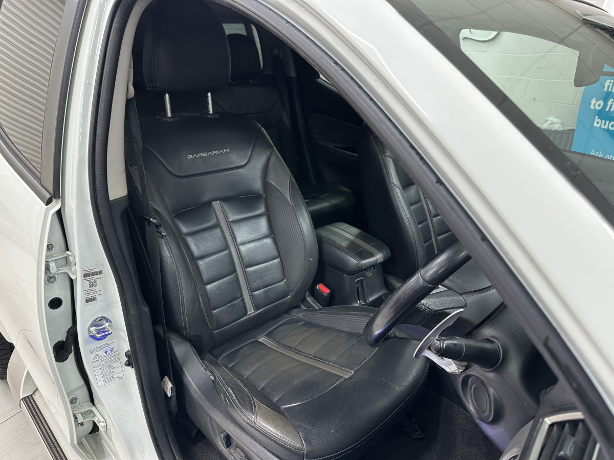 2019 (MAY) MITSUBISHI L200 DOUBLE CAB DI-D 178 4WD AUTOMATIC — with REAR HARD TOP CANOPY