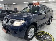 2014 NISSAN NAVARA 3.0 DCi V6 OUTLAW DOUBLE CAB PICK-UP AUTOMATIC with ONLY 84K — HEATED LEATHER, SAT NAV