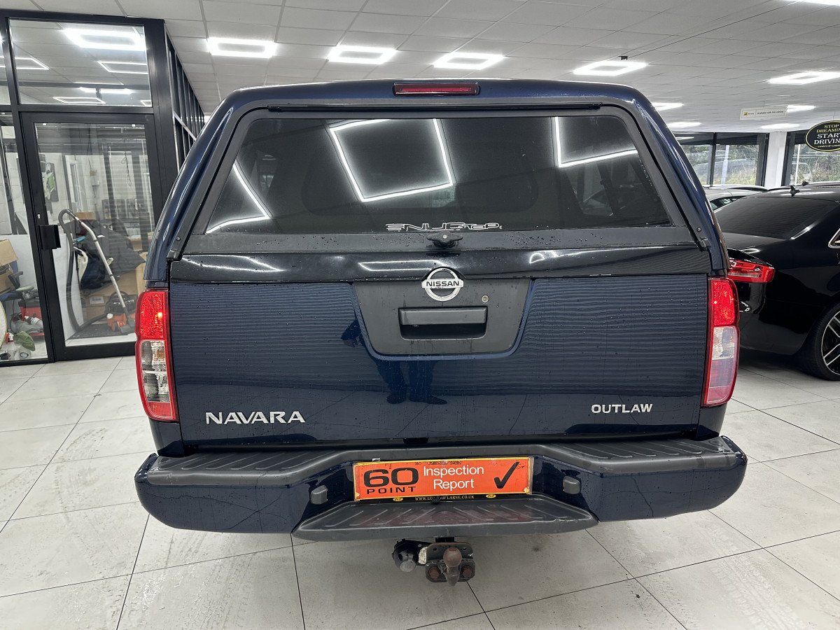 2014 NISSAN NAVARA 3.0 DCi V6 OUTLAW DOUBLE CAB PICK-UP AUTOMATIC with ONLY 84K — HEATED LEATHER, SAT NAV
