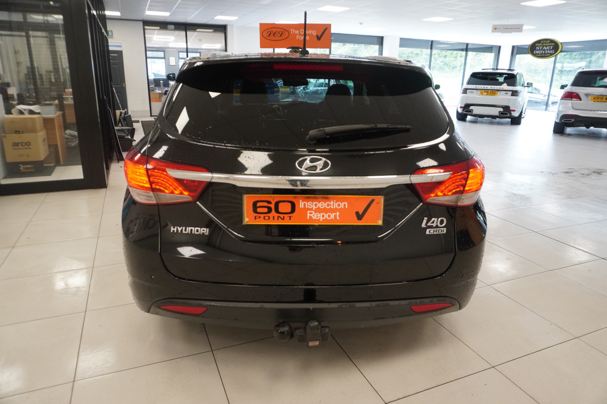 2012 (MAY) HYUNDAI i40 1.7 CRDi 136 PREMIUM ESTATE — HOT LEATHER, PANORAMIC ROOF, REAR CAMERA, SAT NAV