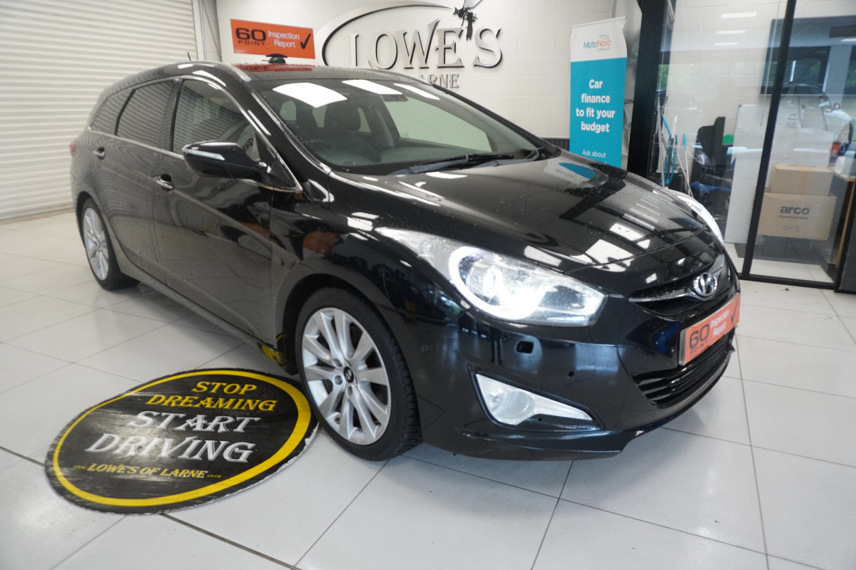 2012 (MAY) HYUNDAI i40 1.7 CRDi 136 PREMIUM ESTATE — HOT LEATHER, PANORAMIC ROOF, REAR CAMERA, SAT NAV