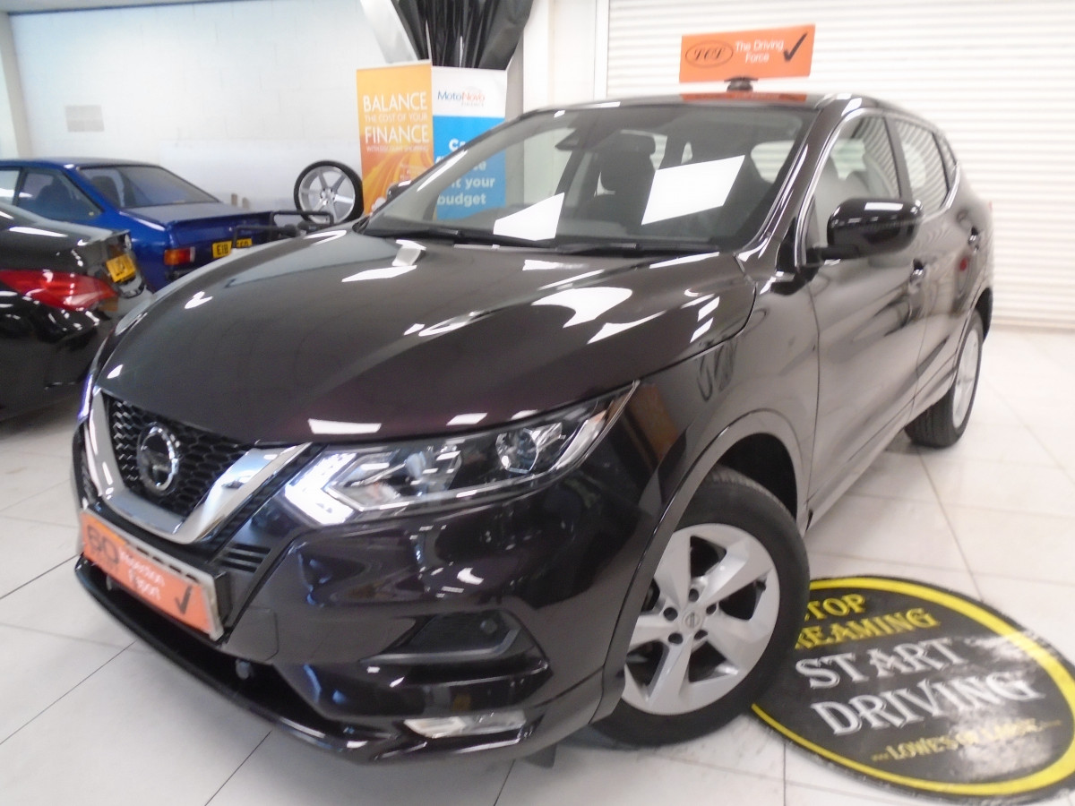 2019 NISSAN QASHQAI 1.5 DCi ACENTA PREMIUM with SAT NAV & REAR CAMERA