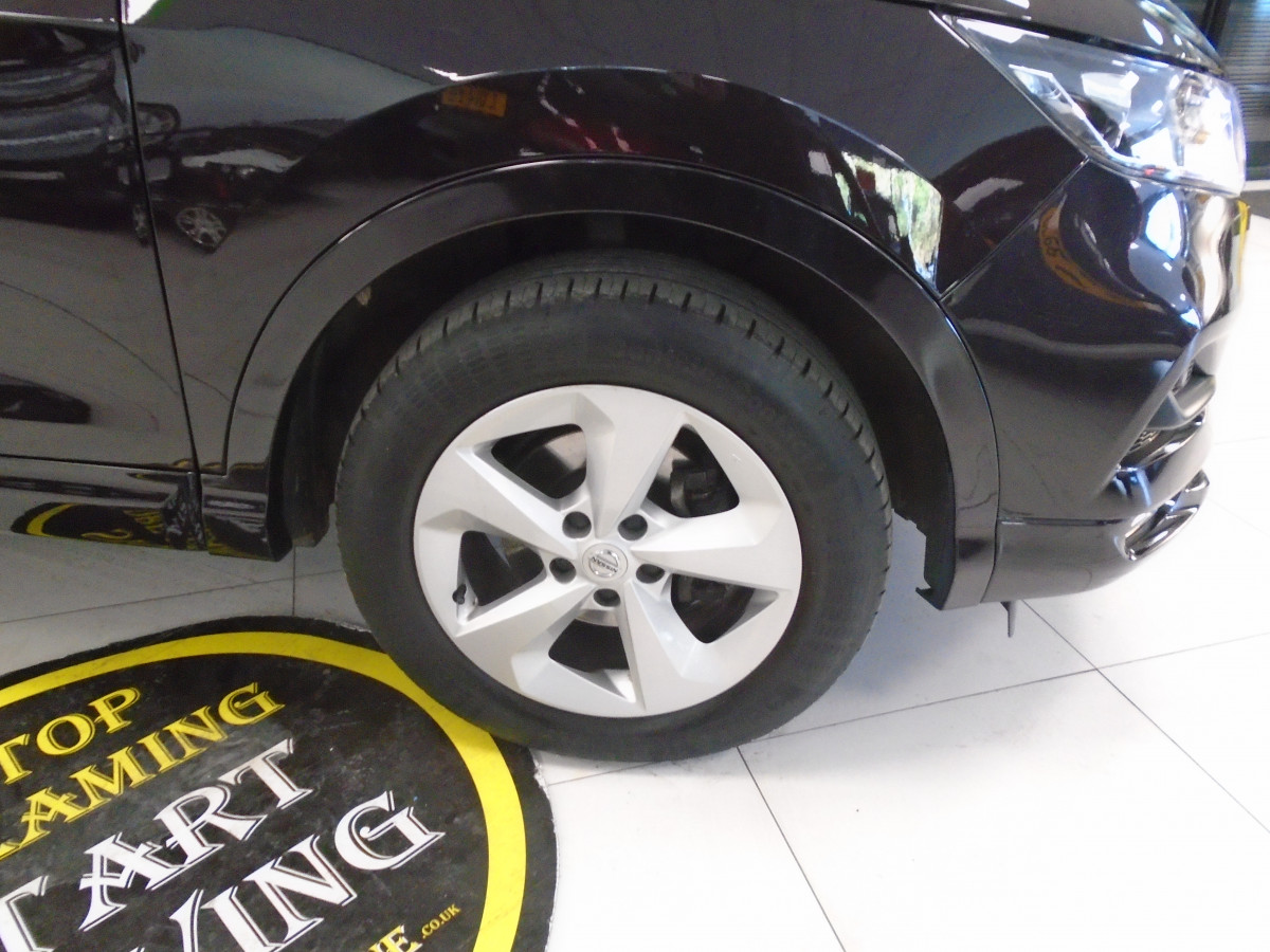 2019 NISSAN QASHQAI 1.5 DCi ACENTA PREMIUM with SAT NAV & REAR CAMERA