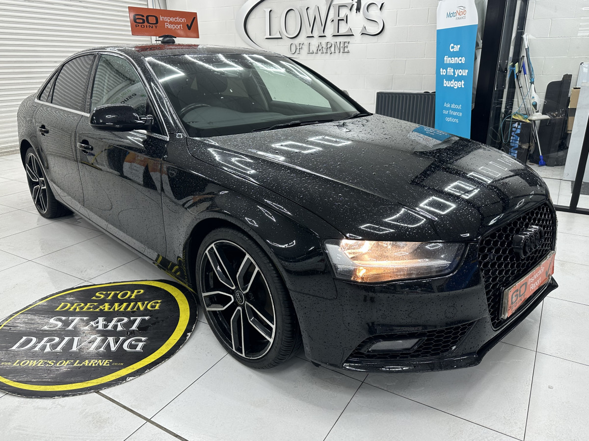 2014 AUDI A4 2.0 TDi TECHNIK with BLACK LEATHER & SAT NAV