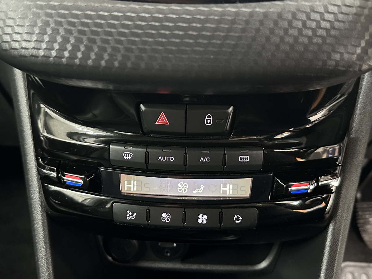 2017 PEUGEOT 2008 1.2 PURETECH ALLURE