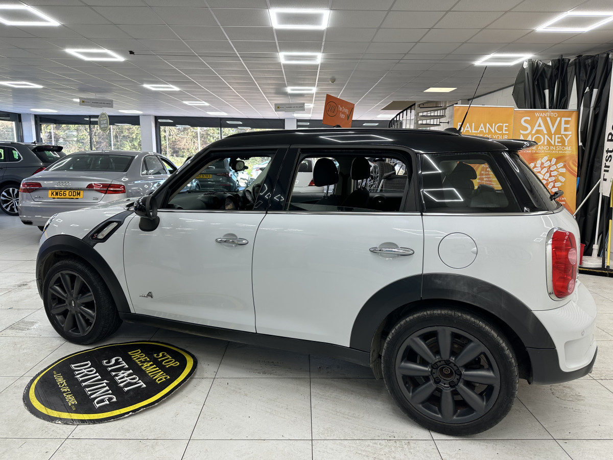 2014 MINI COOPER SD ALL4 DIESEL — 4 WHEEL DRIVER, BLACK LEATHER