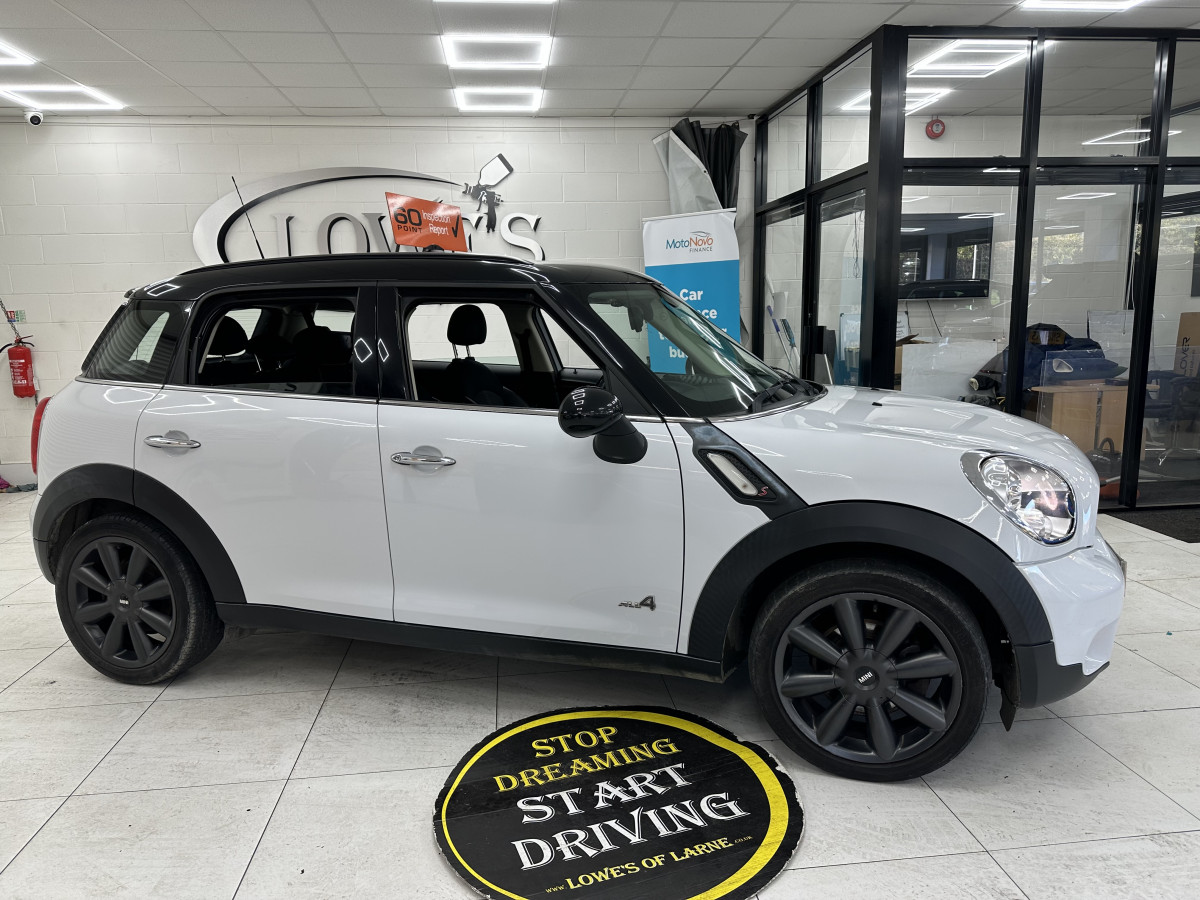 2014 MINI COOPER SD ALL4 DIESEL — 4 WHEEL DRIVER, BLACK LEATHER